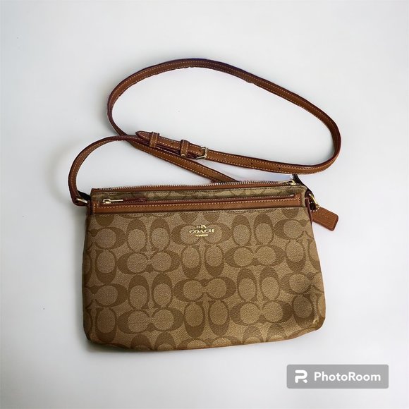 Coach F52657 Signature Crossbody Brown Purse with Removable Pouch - Picture 1 of 6